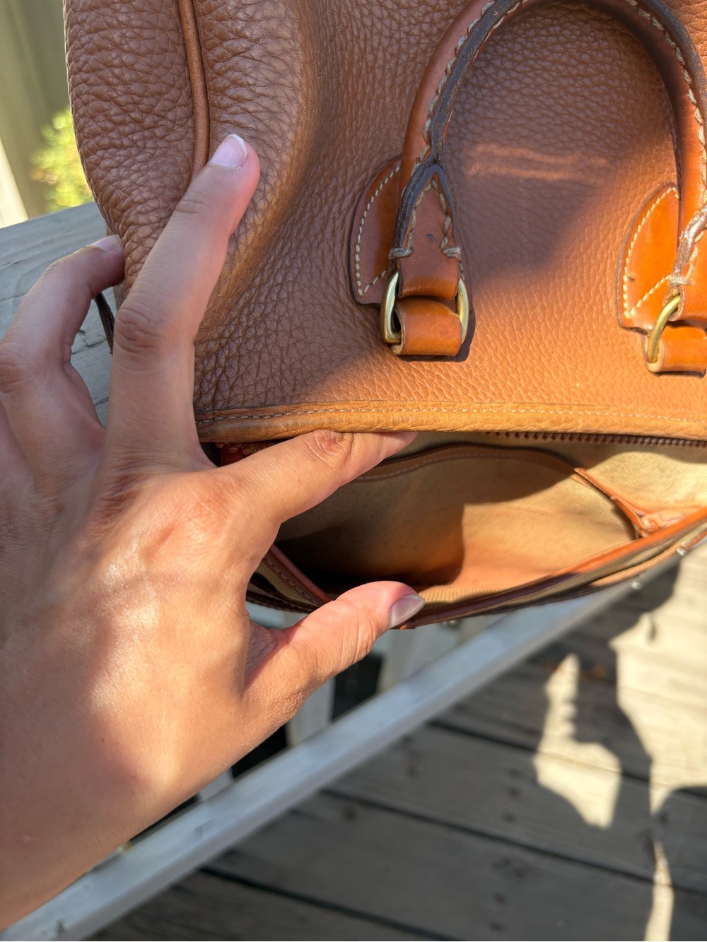 RARE VINTAGE Dooney and Bourke Brown Leather Bowler Bag\ Satchel English Tan - Picture 10 of 16